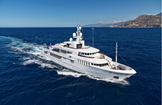 M/Y�KINTA (ex VINYDREA)
